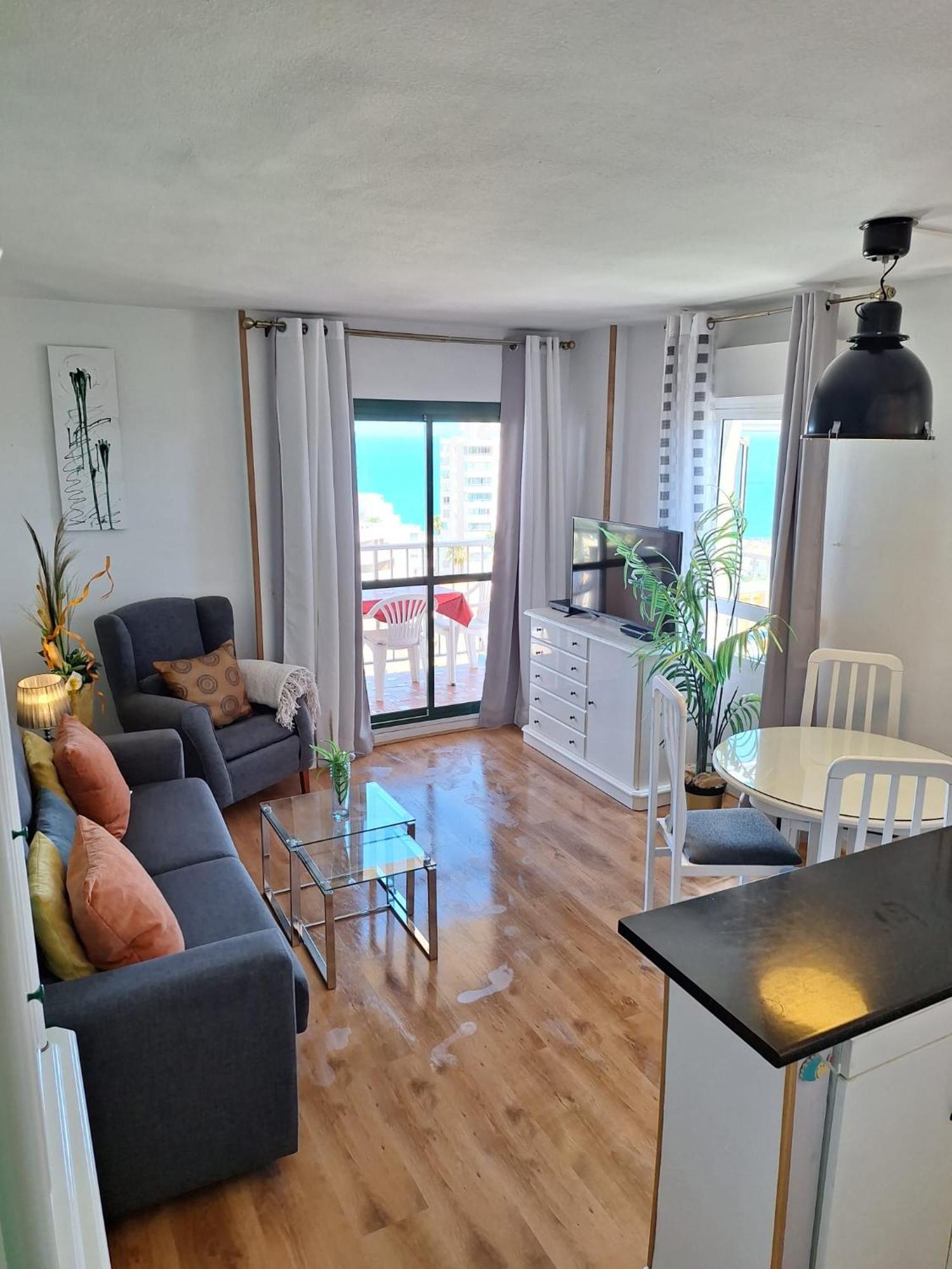 Jupiter Apartment Sea View 贝纳尔马德纳 外观 照片